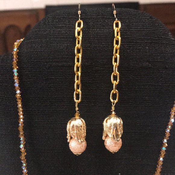 🥰 Necklace, Bracelet and Earring Set 🥰 - Picture 6 of 6
